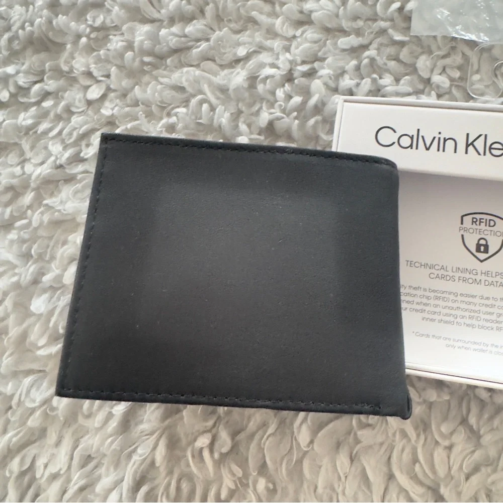 New Calvin Klein Black Leather wallet. Brand